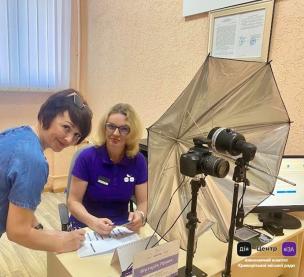 КОЛИ ЗАКІНЧУЄТЬСЯ СТРОК ЧИННОСТІ ПАСПОРТІВ ГРОМАДЯНИНА УКРАЇНИ У ВИГЛЯДІ КНИЖЕЧКИ ТА ЧИ НЕОБХІДНО ЇХ ОБМІНЮВАТИ НА ID-КАРТКУ?