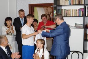 1 вересня шкільний дзвоник пролунав для більш ніж 60 тисяч криворізьких хлопців та дівчат