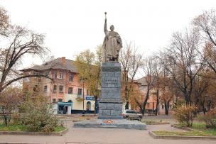 Пам’ятник Богдану Хмельницькому, що розташовано на вул. Старовокзальна