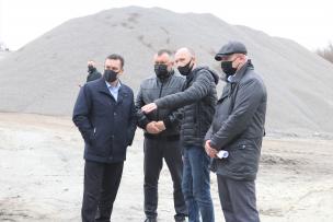 К. Павлов: У Кривому Розі стартував комплексний ремонт доріг. Будемо жорстко контролювати якість робіт на всіх етапах - від підготовки до укладання нового асфальту