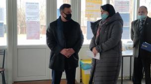 К. Павлов: Для зручності мешканців на кожному пункті прийому документів на компенсацію вартості послуг ЖКХ також оснащуємо робоче місце для оформлення «Картки криворіжця» для безкоштовного проїзду