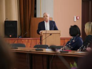 До Дня науки у Криворізькому національному університеті пройшов міський педагогічний захід під гаслом «Наука об’єднує»