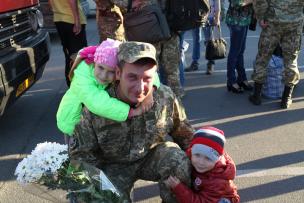 Кривий Ріг в черговий раз зустрів військовослужбовців, які повернулися із зони проведення антитерористичної операції