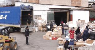 За завданням Олександра Вілкула Кривий Ріг передав 20 тонн продуктів жителям Апостолова та Зеленодольська