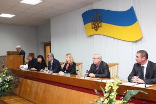 За ініціативи мера Кривого Рогу Юрія Вілкула у місті оголошений конкурс на кращий ескізний проект пам’ятника на честь воїнів, які загинули під час виконання військового обов’язку