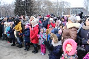 Казкові олені, санчата Святого Миколая та чарівне зоряне небо. Які сюрпризи очікують криворіжців на новорічні свята (ПРОГРАМА)
