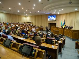 О.Вілкул: Кривий Ріг об’єднався в єдину команду та допомагає всім, хто прибуває до нашого міста із тимчасово окупованих та прифронтових територій