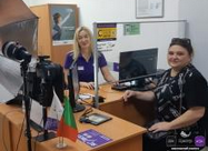 Необхідно прийняти рішення по досягненню 25 або 45-річного віку: вклеїти фотокартку в паспорт-книжечку чи обміняти на ID-картку? Центр «Віза» («Центр Дії») роз’яснює