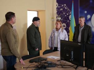 О.Вілкул: Для відновлення освітнього процесу в режимі офлайн продовжуємо ремонти укриттів у школах та дошкільних закладах. Вже 102 заклади освіти мають дозвіл від ДСНС на використання сховищ, а значить, коли стане безпечніше, готові розпочати роботу офлайн
