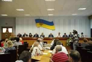 Необхідно зберегти соціальну сферу міста і продовжити соціальну підтримку криворіжців, - міський голова Ю. Вілкул