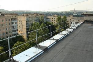 У Кривому Розі мешканці 25-ти ОСББ отримали з міського бюджету допомогу на капітальні ремонти своїх будинків