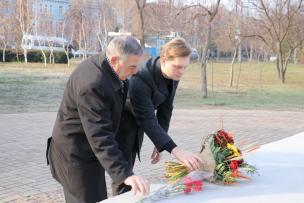 У Кривому Розі вшанували пам`ять жертв голодомору 1932 - 1933 років