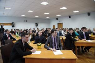 В Кривом Роге городская власть стимулирует молодежь к развитию дополнительными стипендиями за хорошую учебу