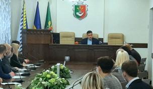 К.Павлов: Керівники районів та служби соцзахисту повинні організувати прийом заяв на оформлення компенсації по тарифам максимально комфортно та зручно для людей – черг не має бути