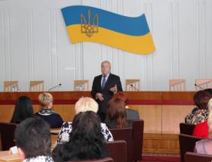 Юрій Вілкул: «Соціальний працівник - одна із найгуманніших професій. Тому що ви несете добро, допомагаєте людям у складних життєвих обставинах»