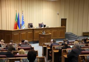 На 45 сесії Криворізької міської ради депутати ухвалили рішення, спрямовані на покращення екологічної ситуації та запобігання негативному впливу виробничої діяльності підприємств на стан атмосферного повітря та здоров’я мешканців