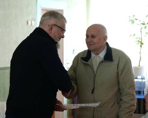У Кривому Розі розпочалась перша у цьому році «хвиля» видачі безкоштовних продуктових наборів для вразливих верств населення