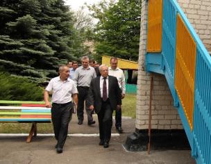 Благодаря поддержке городской власти в детских коммунальных лагерях Кривого Рога будут оздоровлены 3500 детей