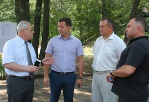 У Кривому Розі проводиться ремонт по вулиці Сергія Колачевського, що входить в найдовшу центральну автомагістраль міста