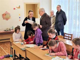 За завданням Ю. Вілкула діти з неблагополучних родин переведені в Центр «Довіра», в якому обладнане укриття