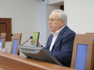 Ю. Вілкул працівникам місцевого самоврядування: У воєнний час ви продовжуєте професійно допомагати криворіжцям, вимушеним переселенцям, військовим. Ви – молодці!